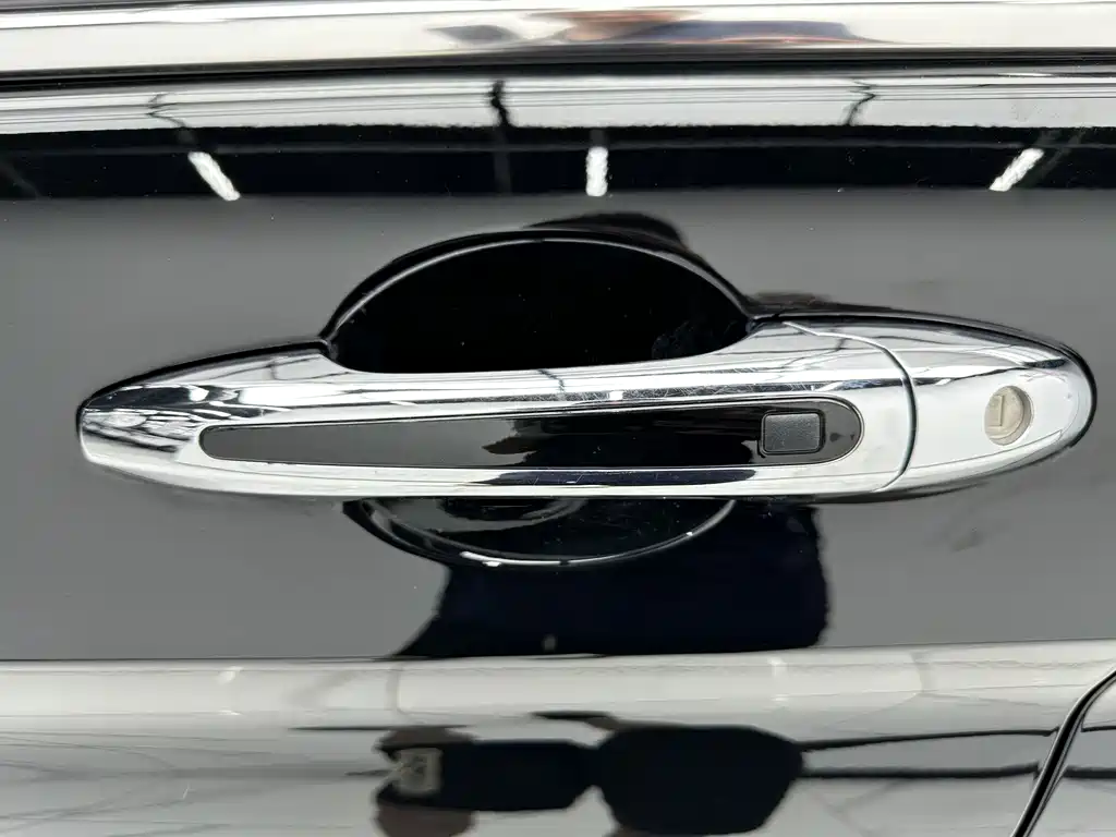 Haval M6 PLUS 1.5T DCT Luxury Connected Type, фото 11