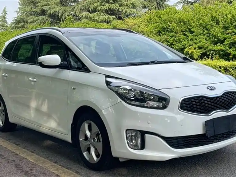 Kia Carens 2016