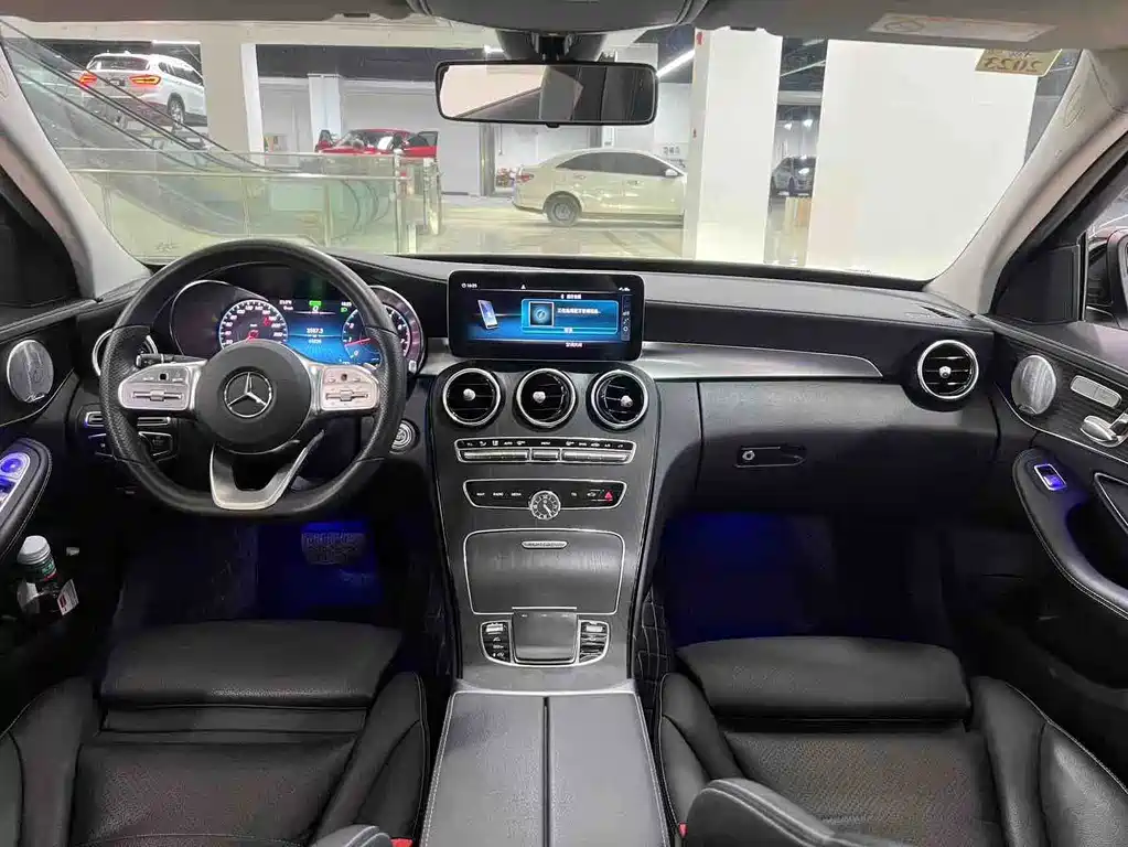 Mercedes-Benz C-Class — миниатюра 4