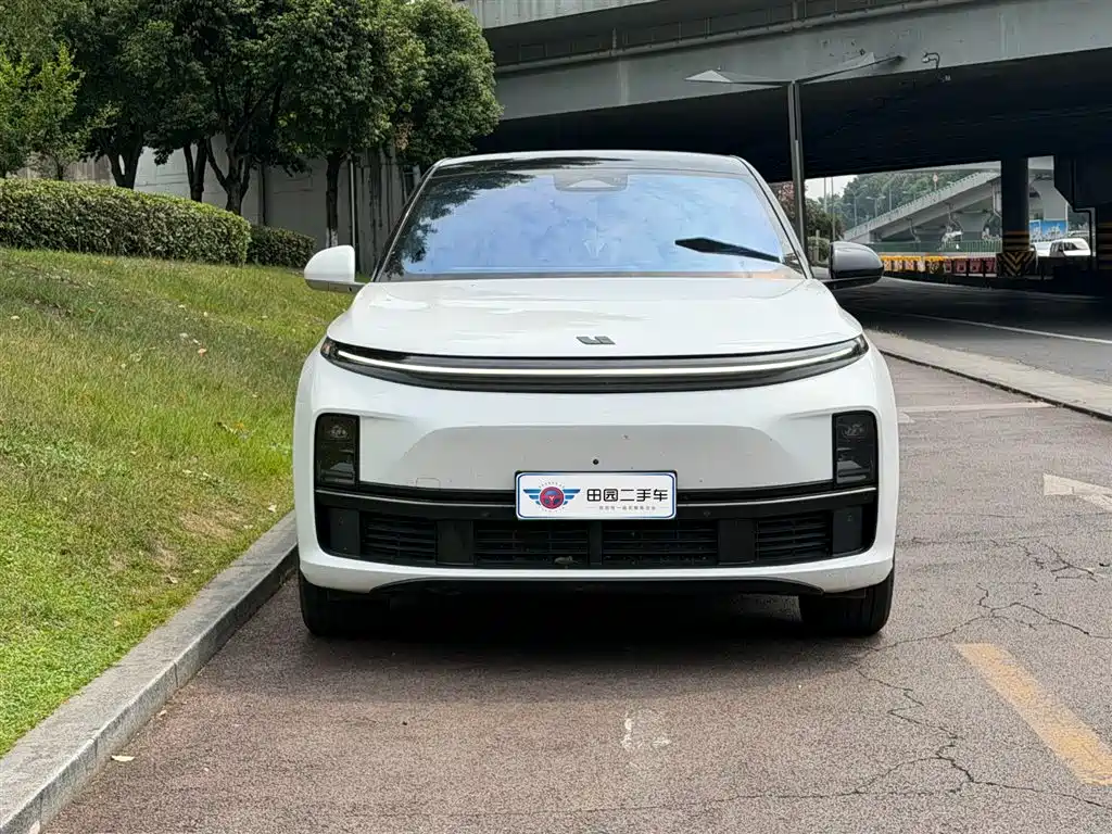 Li Auto L7 2023 Pro