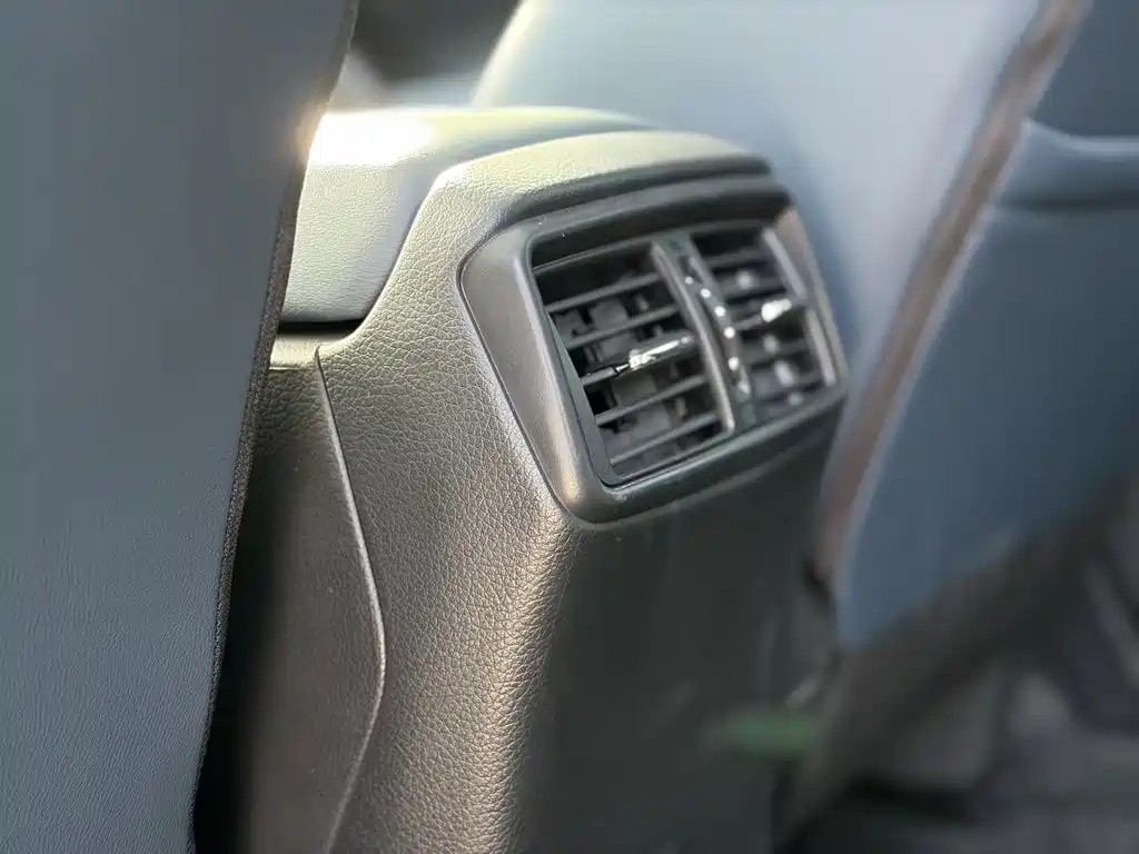 Nissan X-Trail — миниатюра 20