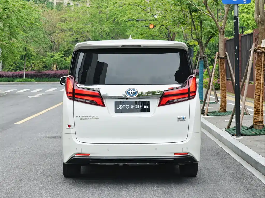 Toyota Alphard 2020 2.5L Luxury
