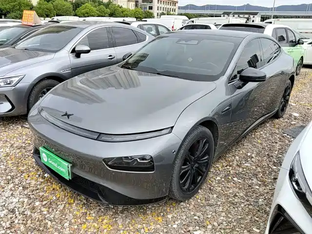 2022 Xpeng P7