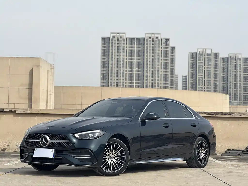 Mercedes-Benz C-Class 2024