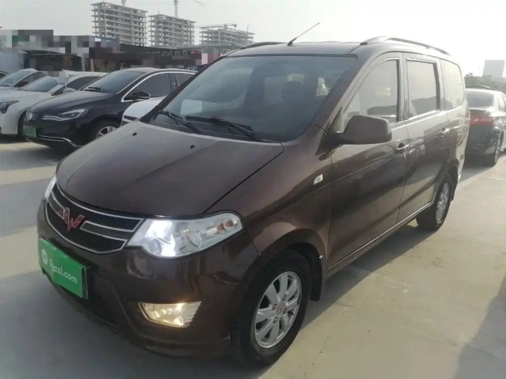 Wuling Hongguang 2018