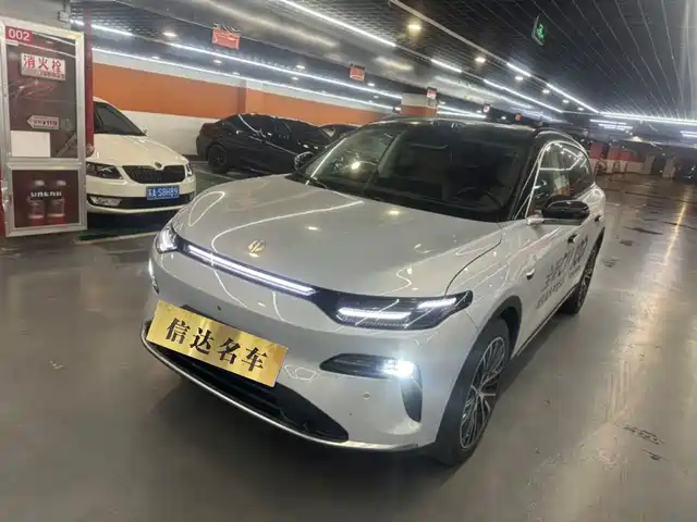 2025 Leapmotor C11