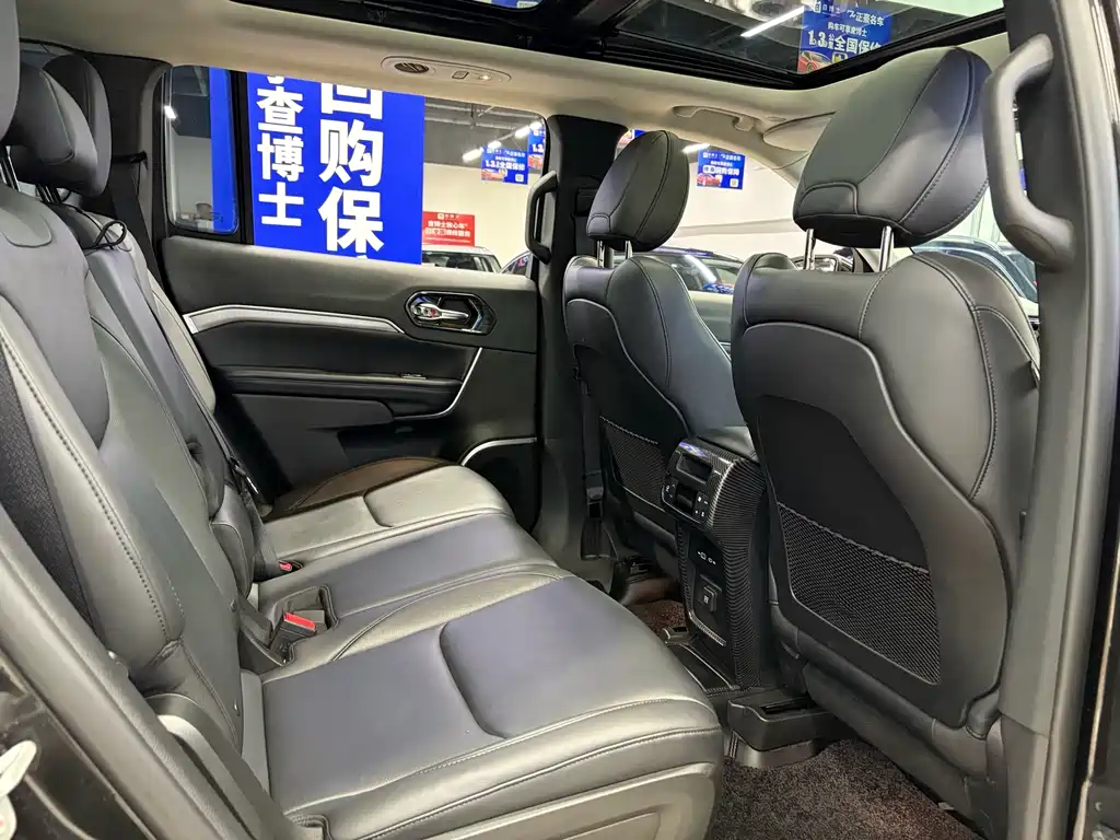Jeep Grand Commander 2.0T 2WD Elite Edition, фото 17