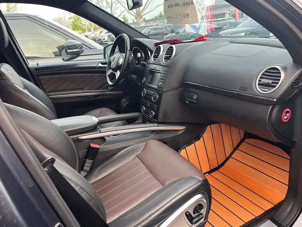 Mercedes-Benz GL 2011 GL 450 Luxury Grand Edition