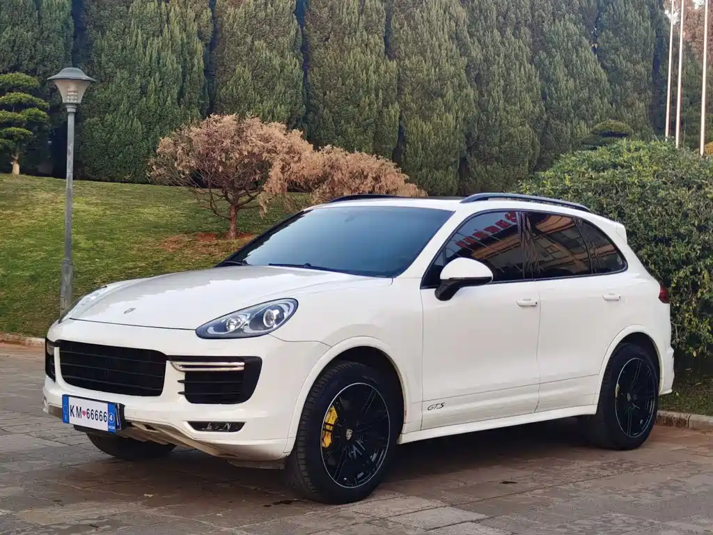 Porsche Cayenne 2015