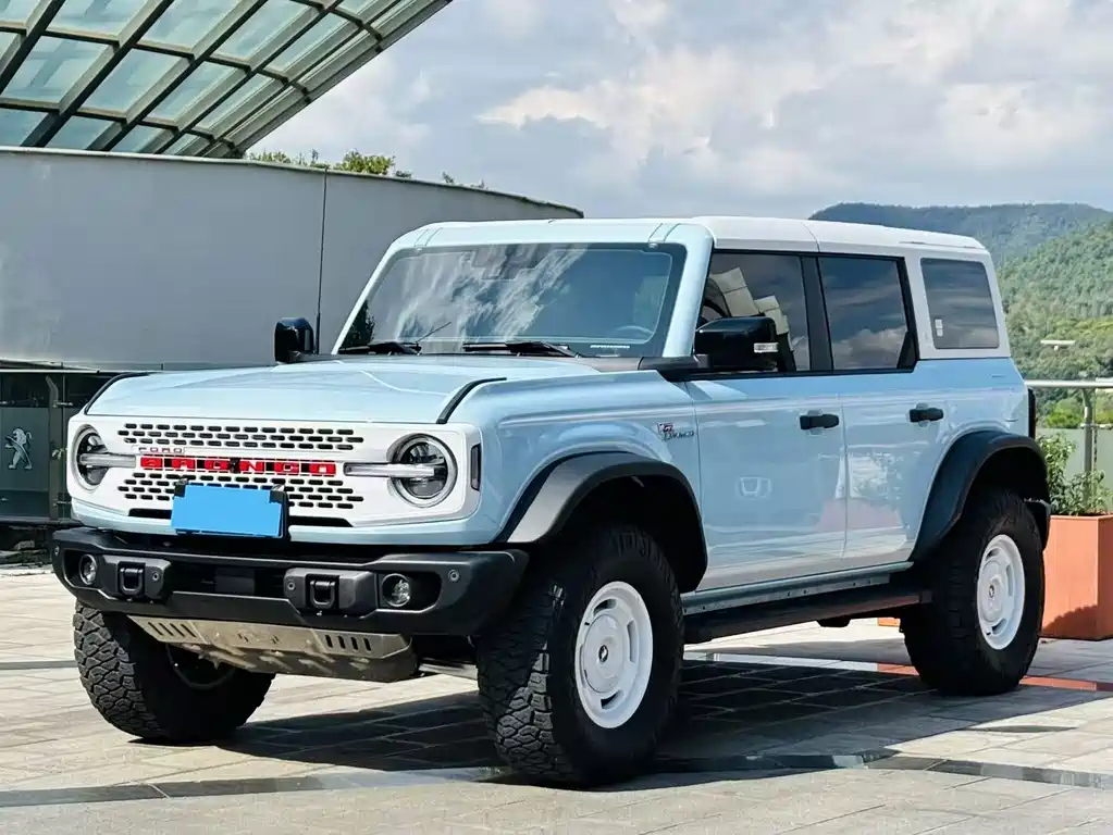 Заказать Ford Bronco 2026 года за 10 011 270 ₽  из Китая