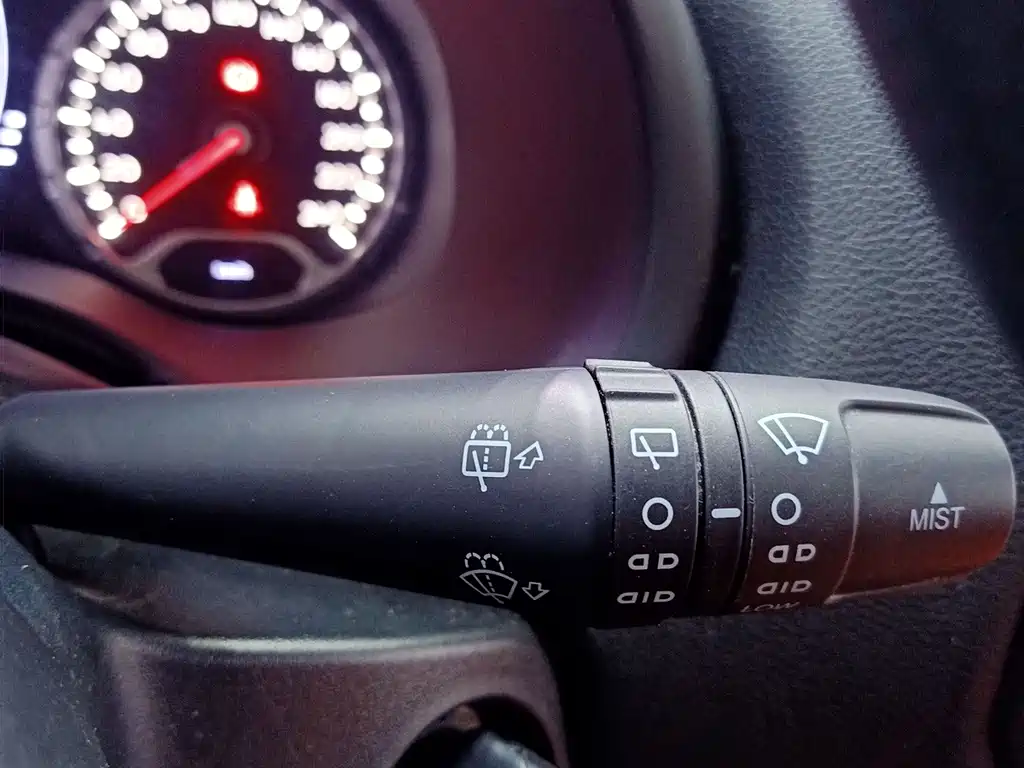 Jeep Renegade — миниатюра 11