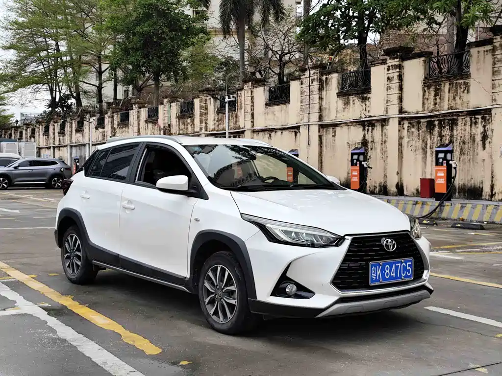TOYOTA YARIS L ZHIXUAN