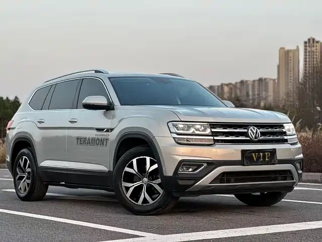 volkswagen tourang