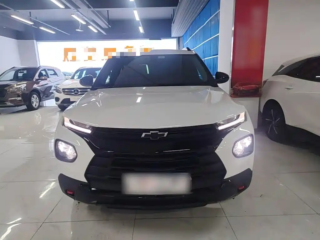 Chevrolet Tracker — миниатюра 3