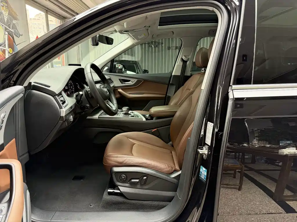 Audi Q7 — миниатюра 16