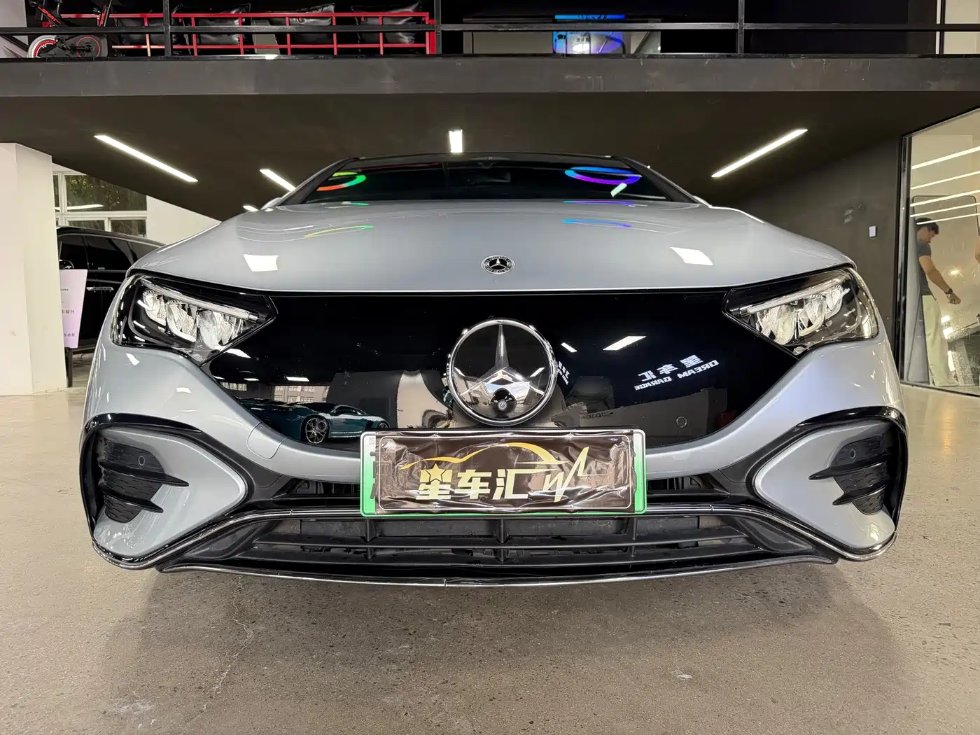 Mercedes-Benz EQE 2024 Silver/gray из Китая, фото 3