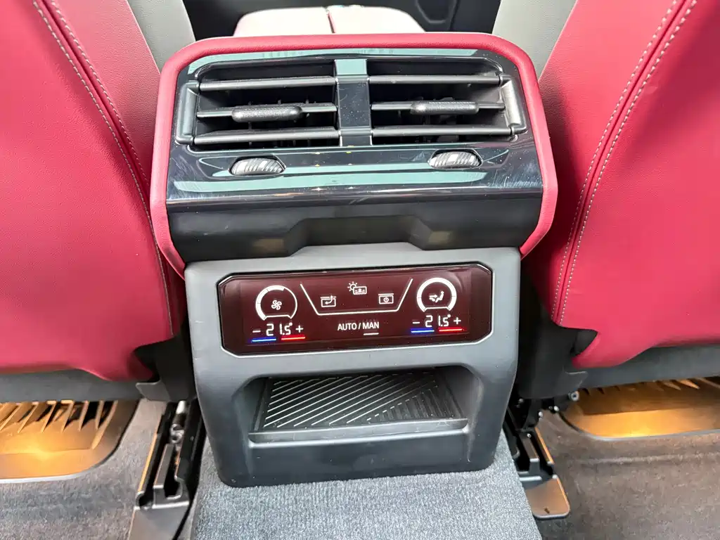 BMW 5 Series — миниатюра 22