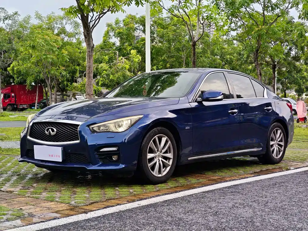 Infiniti Q50L 2016 2.0T Enjoy
