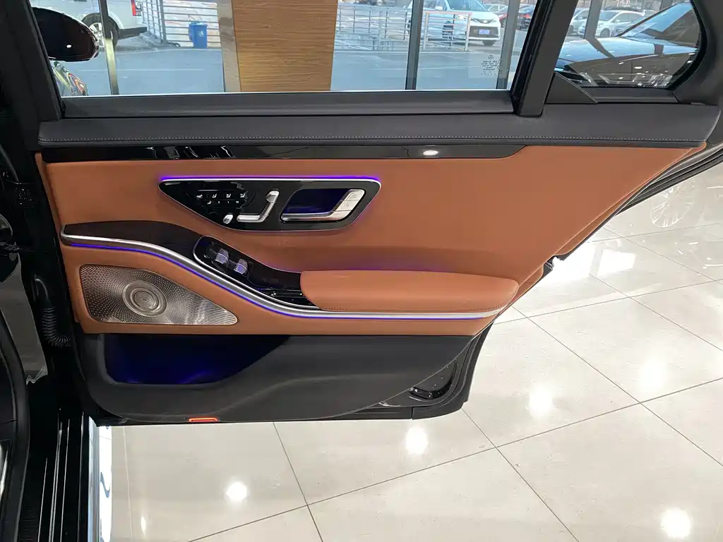 MERCEDES-BENZ S CLASS