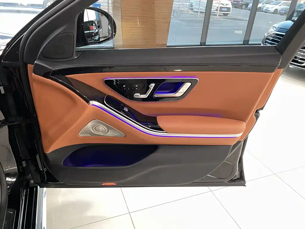 MERCEDES-BENZ S CLASS