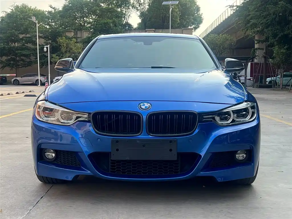 BMW  3 SERIES