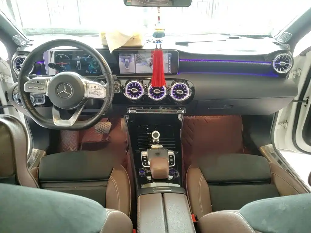 Mercedes-Benz A-Class — миниатюра 13