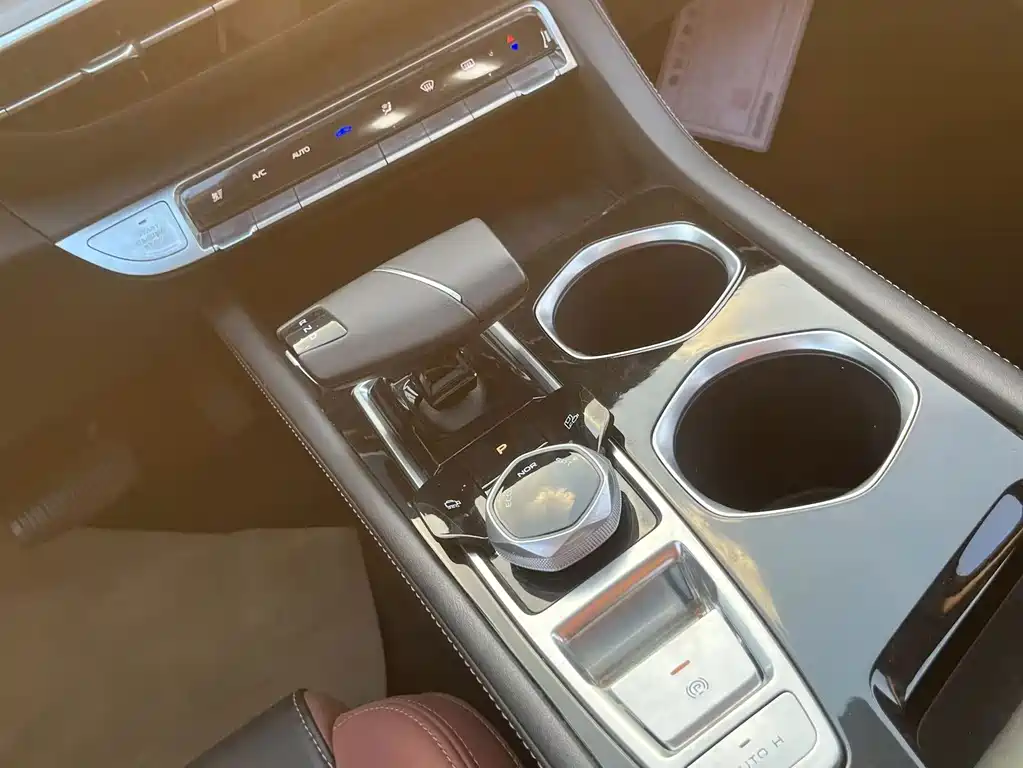 Changan Eado — миниатюра 7
