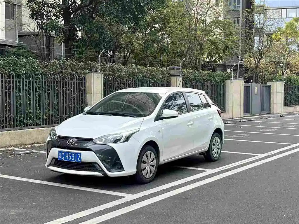 TOYOTA YARIS L ZHIXUAN