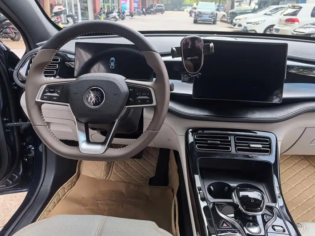 BYD Qin PLUS — миниатюра 13