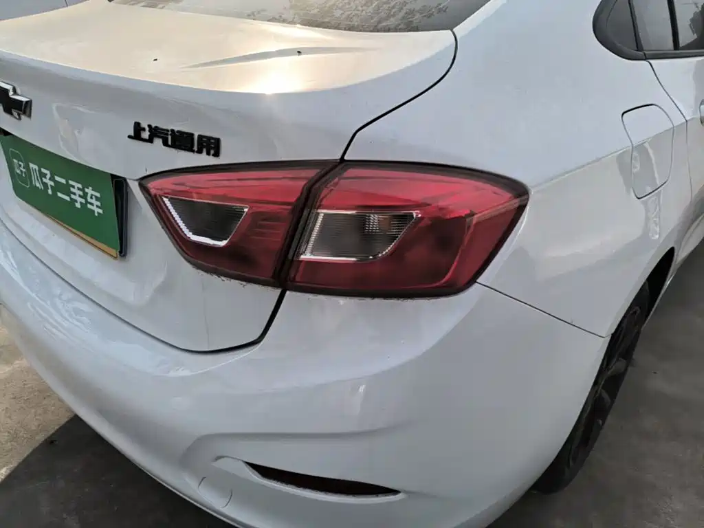 Chevrolet Cruze — миниатюра 8