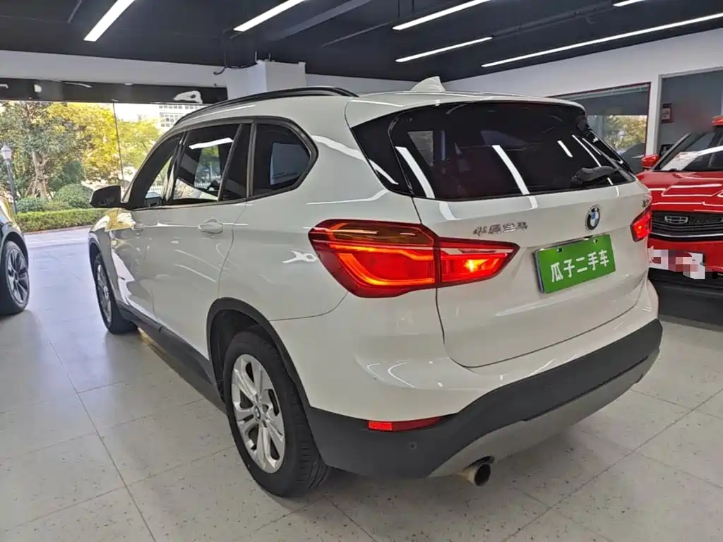 BMW X1 — миниатюра 5