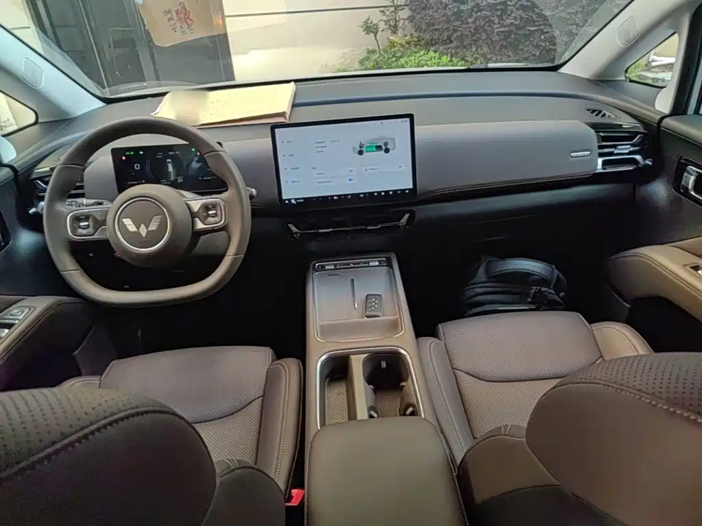 Wuling Xingguang 730 New Energy — миниатюра 10