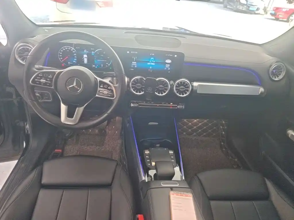 Mercedes-Benz GLB — миниатюра 10