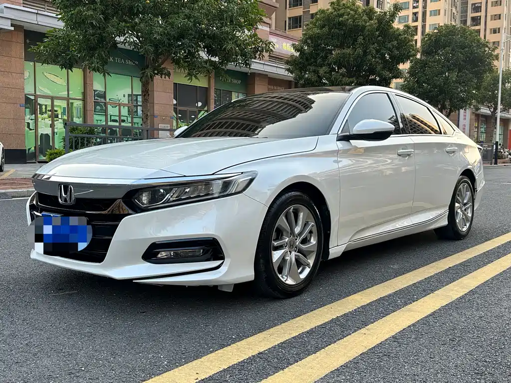 Купить Honda Accord