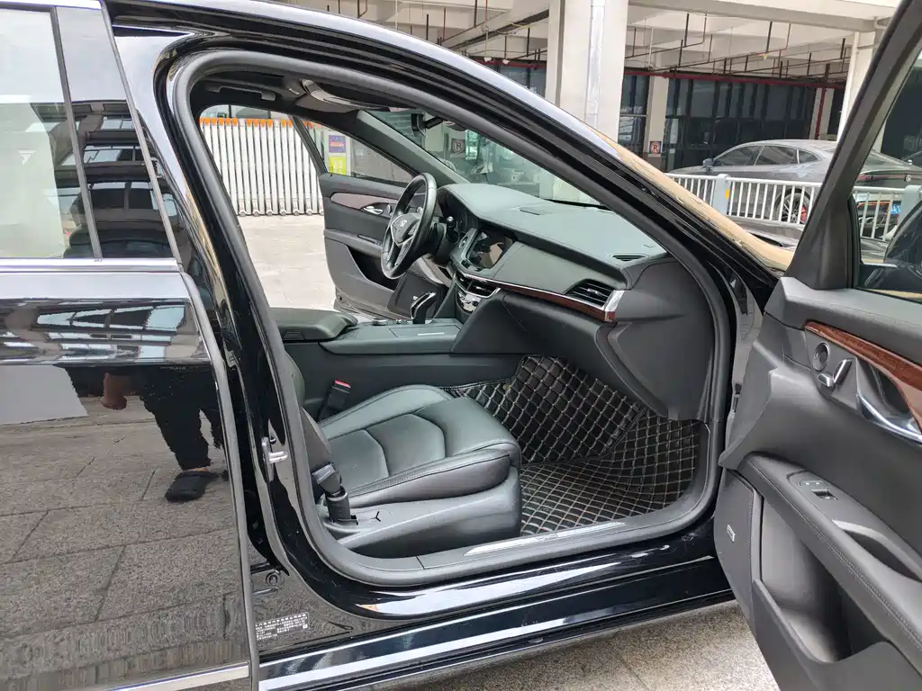 Cadillac CT6 — миниатюра 11