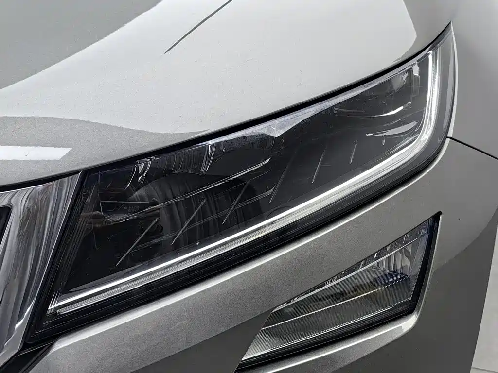 Skoda Kodiaq — миниатюра 7