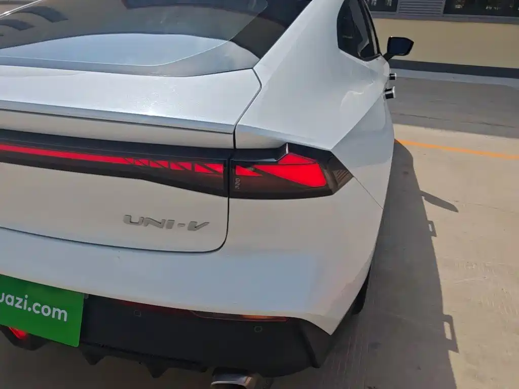 Changan UNI-V — миниатюра 24