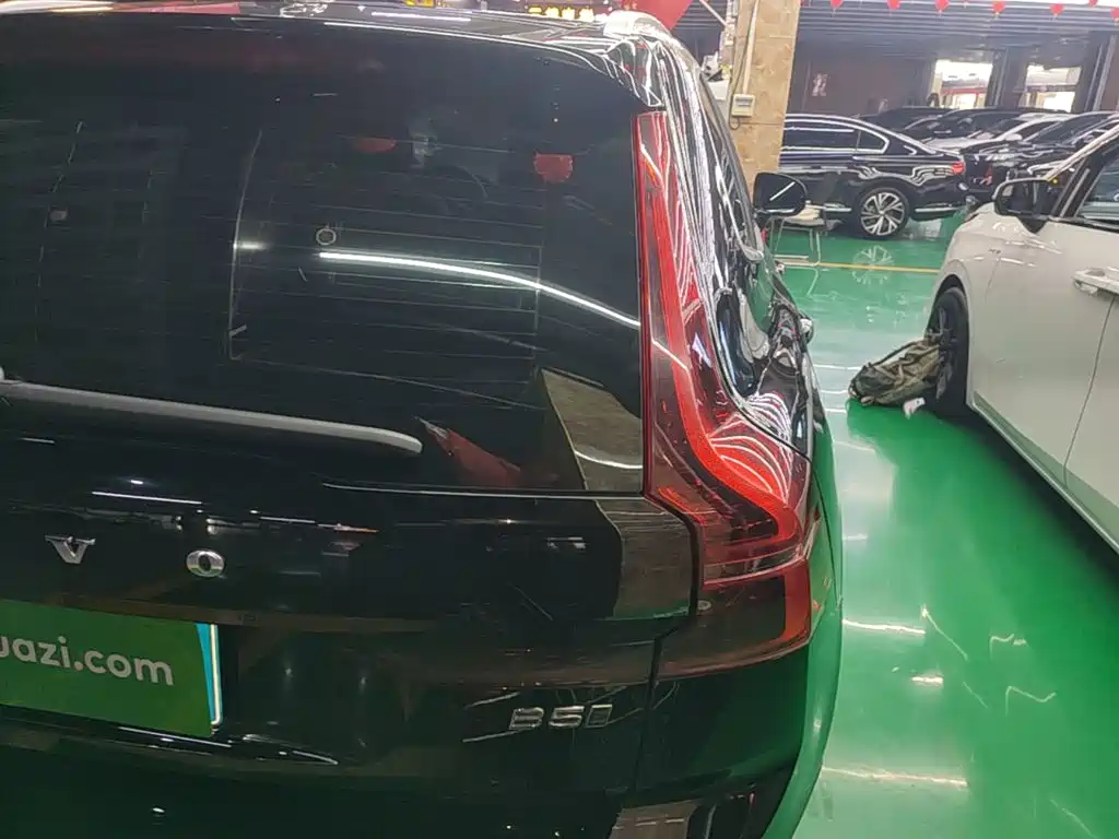 Volvo XC60 — миниатюра 8