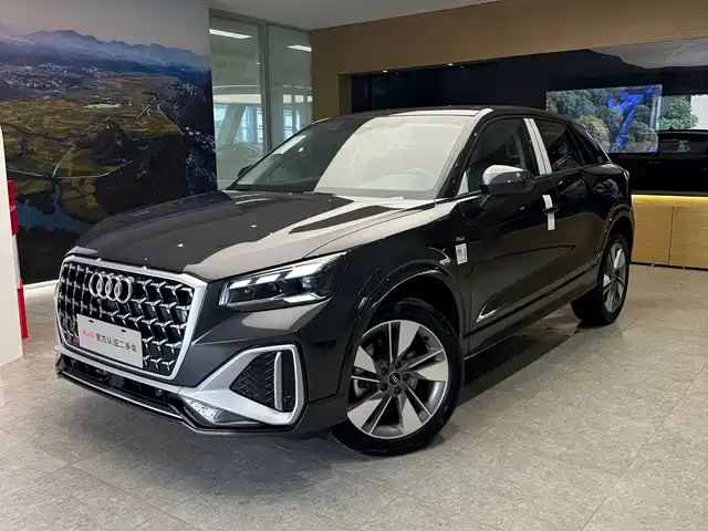 AUDI Q2L 2025