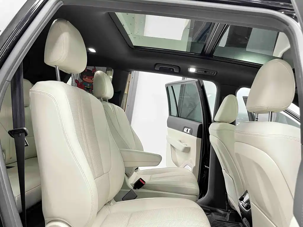 Li Auto Li ONE — миниатюра 8