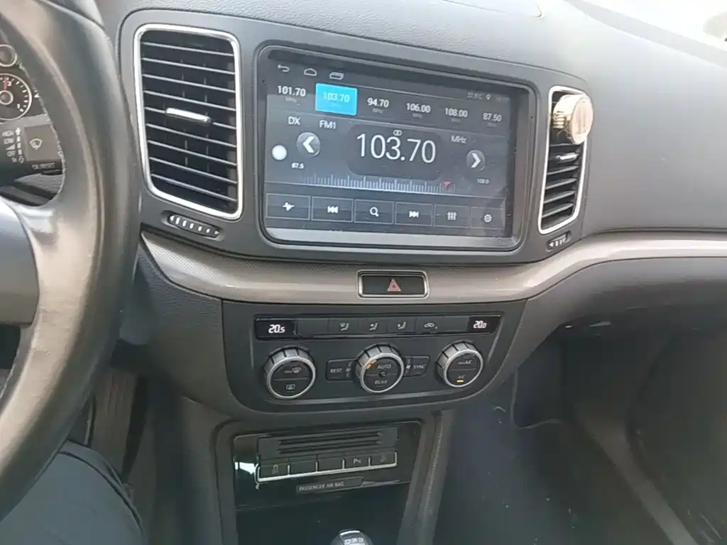 Volkswagen Sharan — миниатюра 13