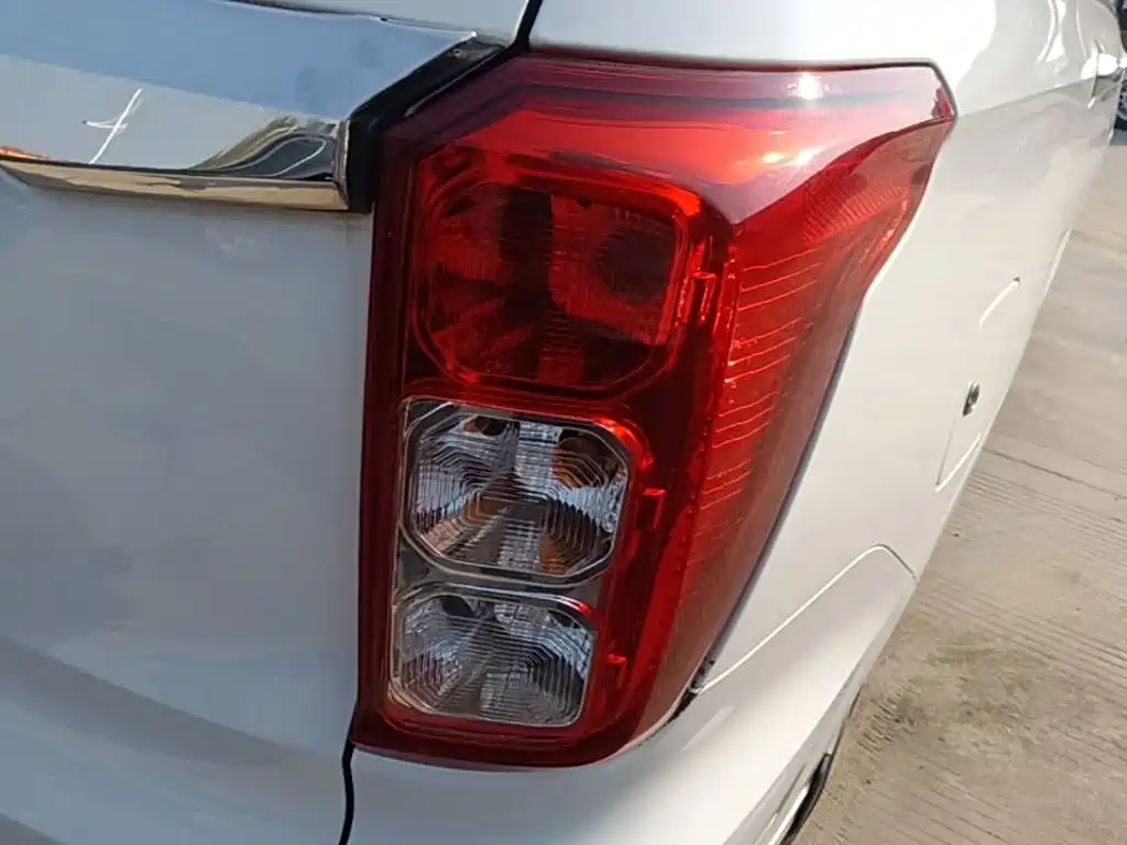 Wuling Hongguang — миниатюра 8