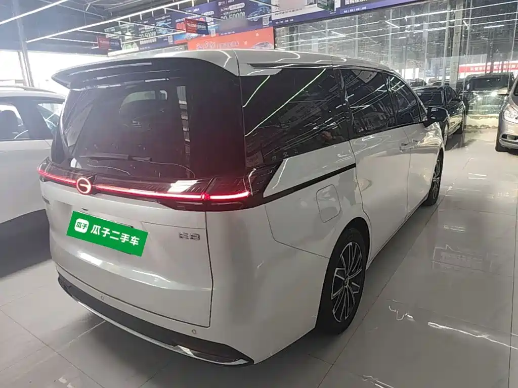 GAC Motor Trumpchi E8 PHEV — миниатюра 7