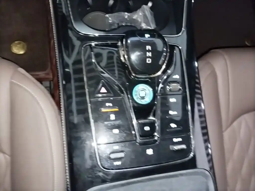 BYD Han — миниатюра 14