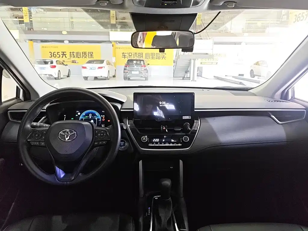 Toyota Corolla Cross — миниатюра 4