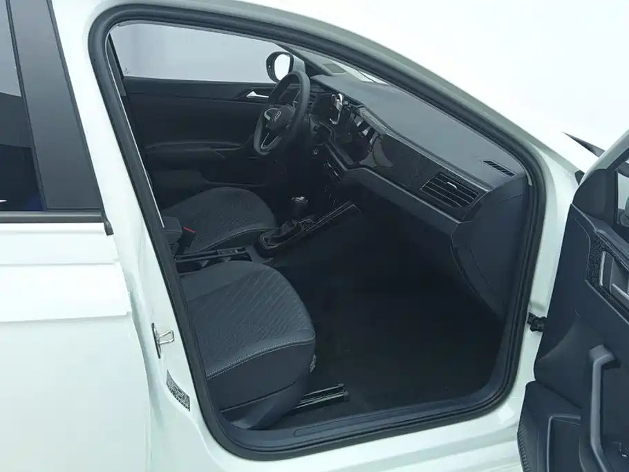 Volkswagen Lavida — миниатюра 8