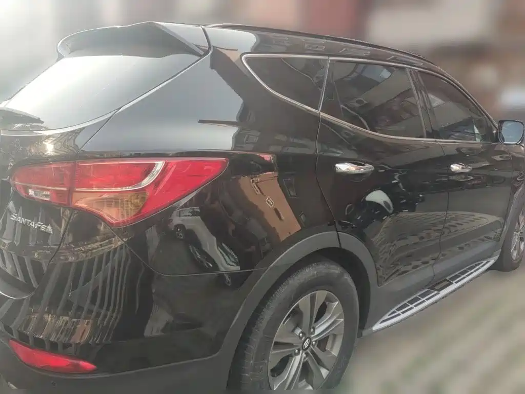Hyundai Santa Fe — миниатюра 6