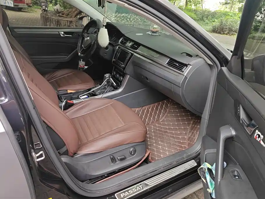 Volkswagen Passat 2017 330TSI DSG