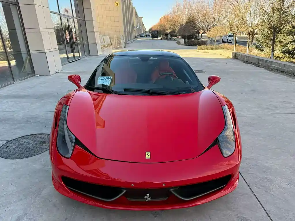 Ferrari 458 2013