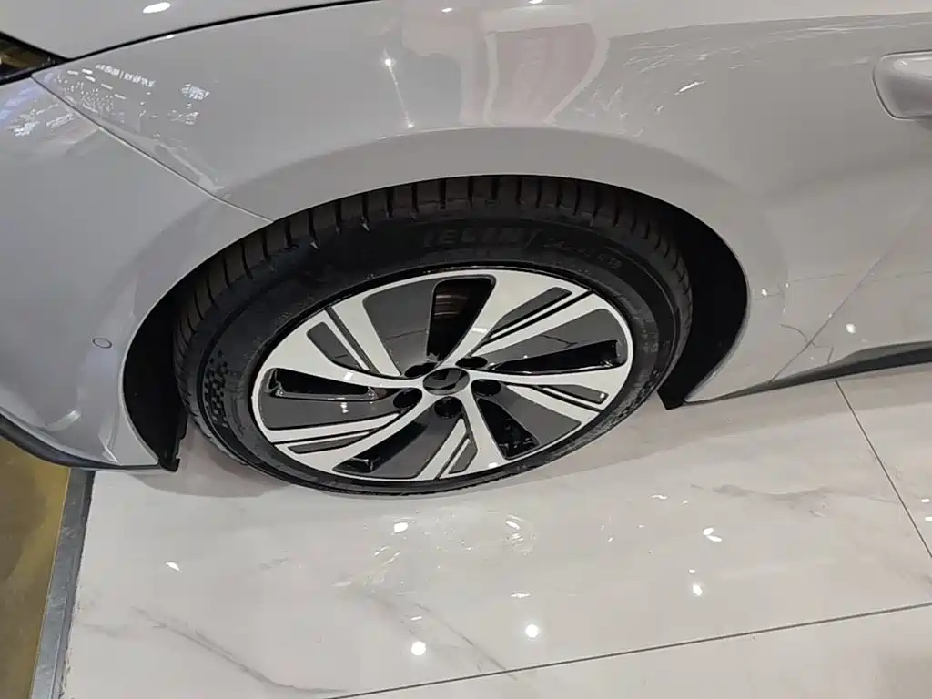 NIO ET5 — миниатюра 23
